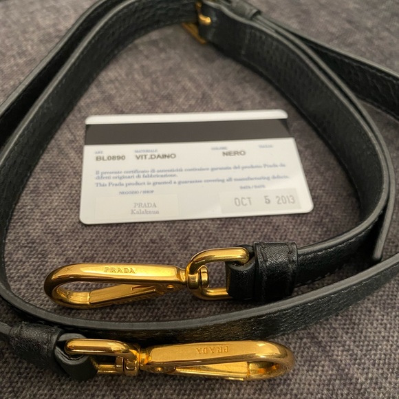 PRADA
Black Vitello Daino Leather Bauletto Top Handle Bag - Picture 10 of 17